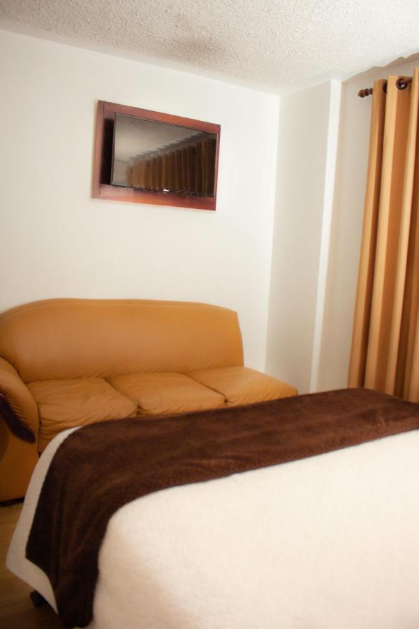 Hotel Cisne กูเอ็งกา ภายนอก รูปภาพ