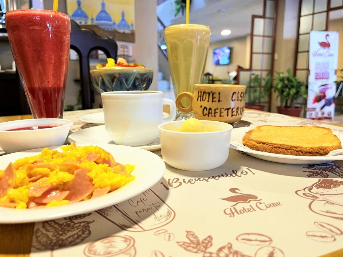 Hotel Cisne กูเอ็งกา ภายนอก รูปภาพ