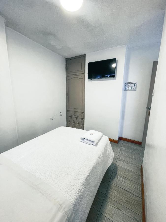 Hotel Cisne กูเอ็งกา ภายนอก รูปภาพ